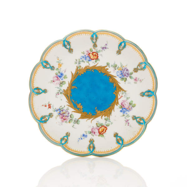 Sèvres Porcelain, A Royal French 18th Century Vincennes Soft-Paste Porcelain Footed Tray from Versailles, circa 1755