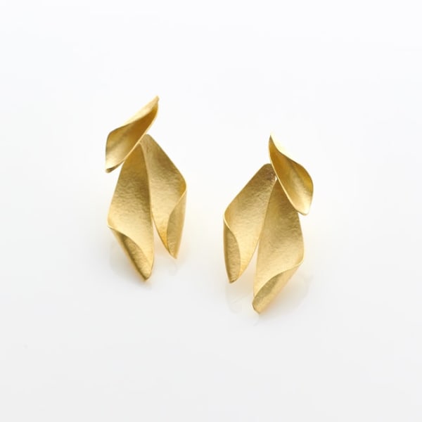 Kayo Saito, Chrysanthemum Earrings, 2019