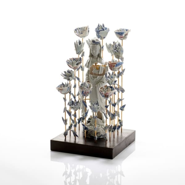 Bouke de Vries, Guan Yin in a Square of Roses, 2018