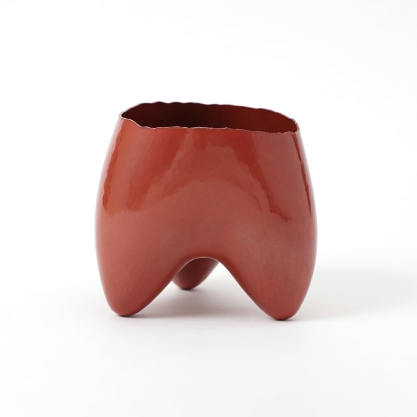 Koichi Io, Three Legged Vase, 2021