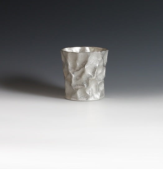 Hiroshi Suzuki, Seni Beaker, 2016