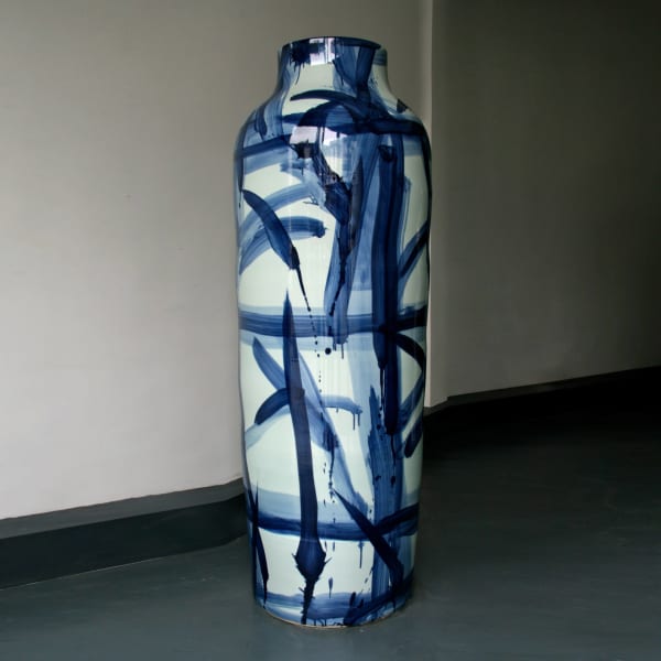 Felicity Aylieff, Blue and White Monumental Vase III, 2011