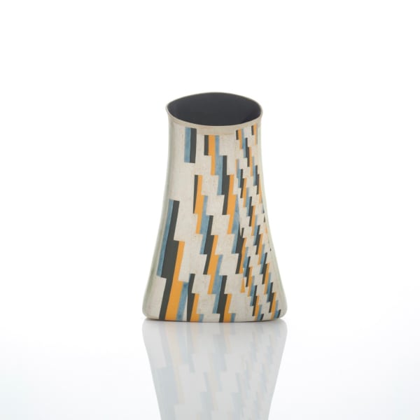 Elizabeth Fritsch, Jazz Piano Pot II, 1975