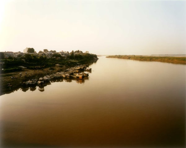 Doug HALL, Red River, Hanoi (Looking North), 2000