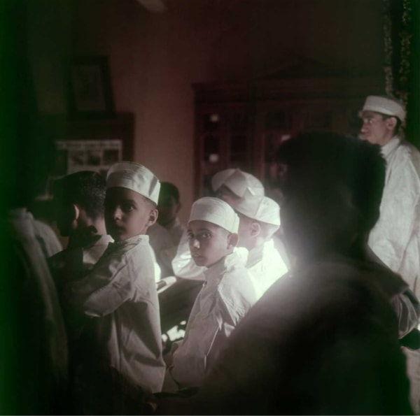 Adil Jussawalla, Fire Temple, Bombay, 1967