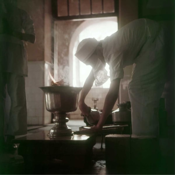 Adil Jussawalla, Fire Temple, Bombay, 1967