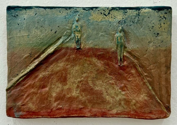 Tatiana Blass Fazer falar o que não tem palavra #2, 2024 Bronze fundido, cera, tinta óleo e vídeo 21 x 30 x 2,5 cm; 00:00:47