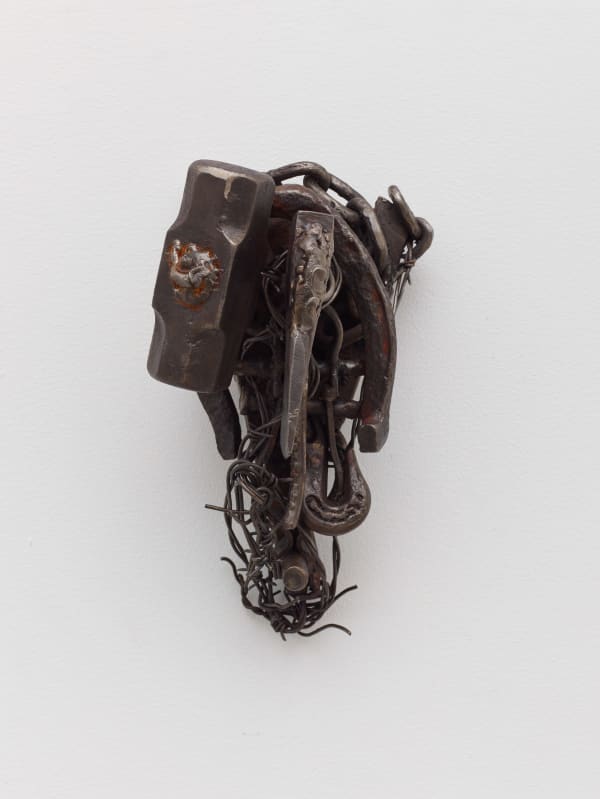 Melvin Edwards Accord, 2017 Welded steel and barbed wire 12 1/8 x 7 1/8 x 5 in (31.11 x 18.41 x 12.7 cm)