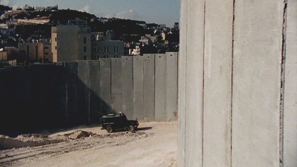 Catherine Yass, Wall, 2004