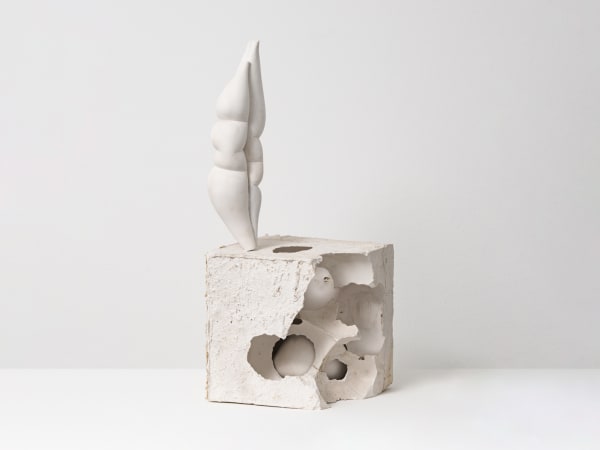 Maria Bartuszová, Four-Part Sculpture, 1986-87
