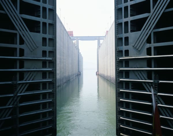 Catherine Yass, Lock, 2006