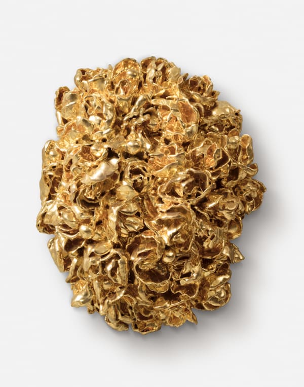 Johan Creten, Vulva Gold, 2019