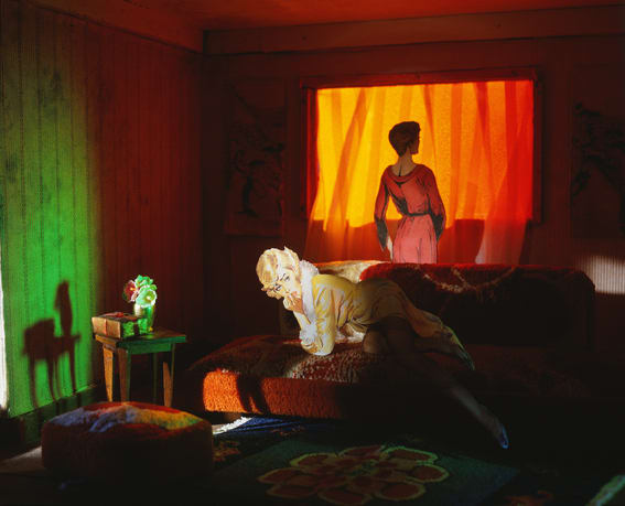 Laurie Simmons, Long House (Orange and Green Lounge), 2004