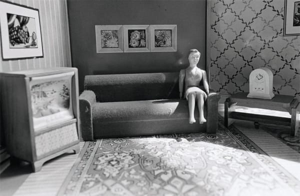 Laurie Simmons, Woman Listening to Radio, 1976