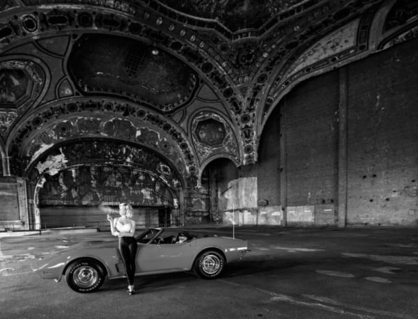 David Yarrow, The Drop Off