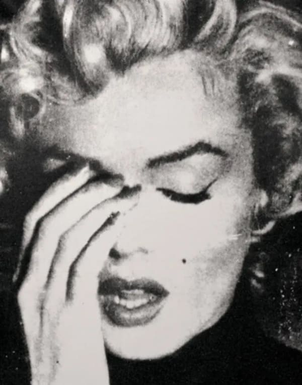 Russell Young, Marilyn Crying