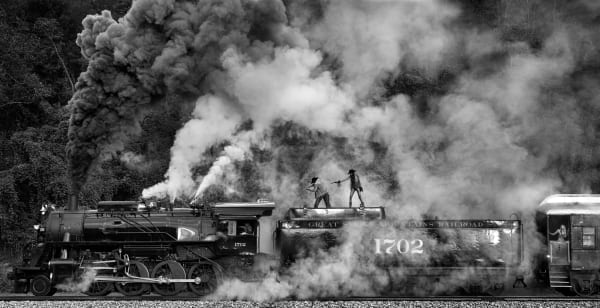 David Yarrow, Stop that Train