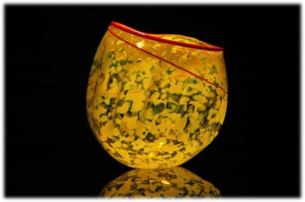 Robert Kaindl, Yellow With Red Lip Wrap