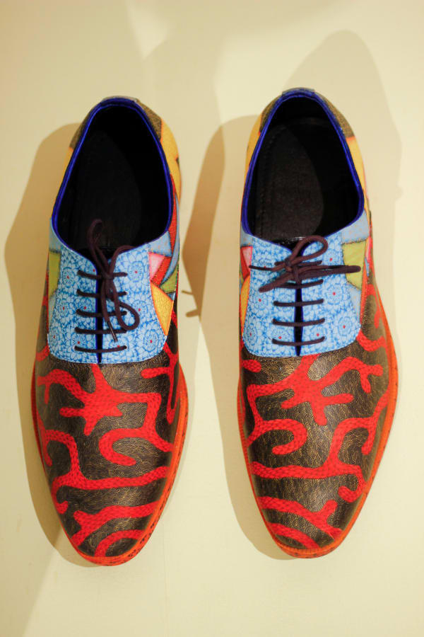 Alexander Gorlizki Take Me Shoes, 2024 Pigment on leather 32 x 11 x 12 cm