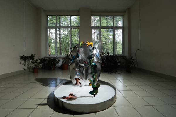 Анна Андржиевская, Вадим Кондаков Underground Source | Подземный Источник, 2021 Stainless steel, welding, hydroforming, water | Нержавеющая сталь, сварка, гидроформовка, вода D=150 cm, H=150 cm