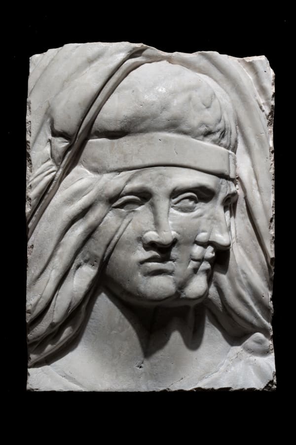 Егор Крафт CAS_11 Androgynous Portrait, 2018 Machine learning algorithms, marble | Алгоритм машинного обучения, мрамор 45 × 32 × 11 cm