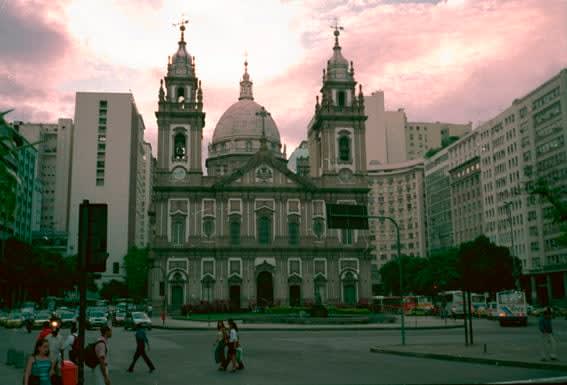 Christoph DRAEGER, Candelaria, Rio de Janeiro, Brazil, Nov 24 2003 (Série "Voyages Apocalyptiques"), 2003
