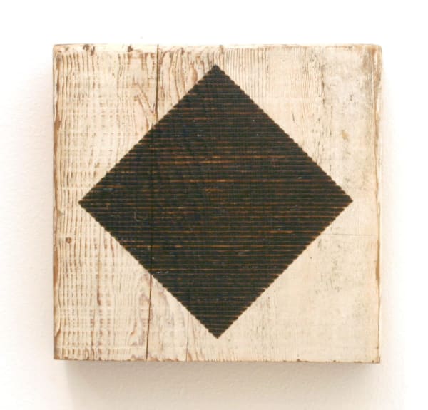 Roger Ackling Voewood, 2005 sunlight on wood 21.5 x 22.5 x 4.7 cm