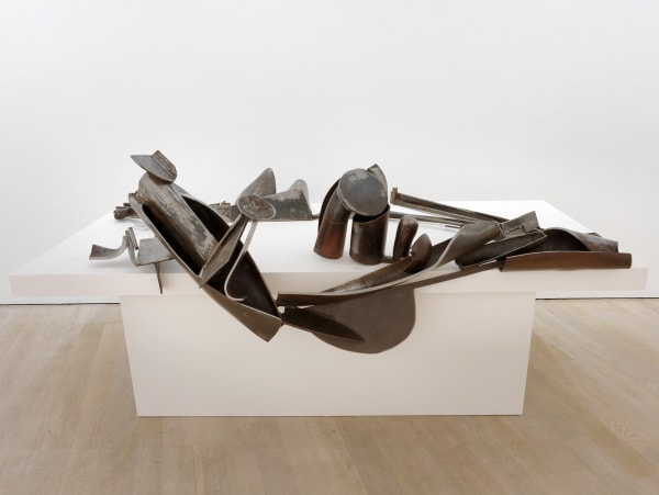 Anthony Caro Table Piece: Flower Dust, 1989-1990 steel 75.5 x 231 x 132 cm