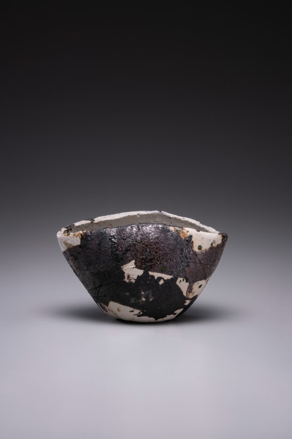 Raku Kichizaemon XV Jikinyu Hyō (rapidly fluttering, soaring upwards and drifting), 2024 Yakinuki-type ‘Rock’ White Raku tea bowl 12.7 x 19.5 x 9.4 cm