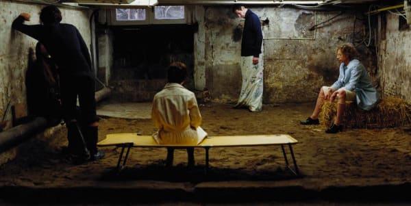 Liza May Post, Under, 2000