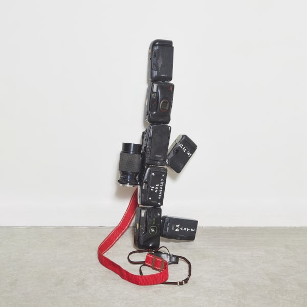 Allan Weber, Sem título, da série Traficando Arte [Untitled, from the series Traficando Arte], 2022