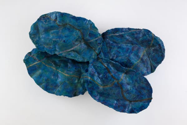 Liz Larner, Different shade of green, 2025