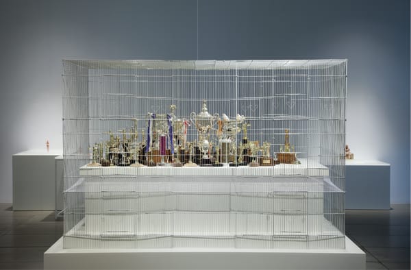 LEE Dongwook, 지켜야 할 영광과 지우고 싶은 과거 | Engraved Glory Indelible Past, 2012