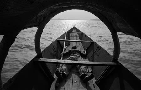 Chester Higgins Passage, Mali, 1993 Archival Pigment Print 9 x 14 inches