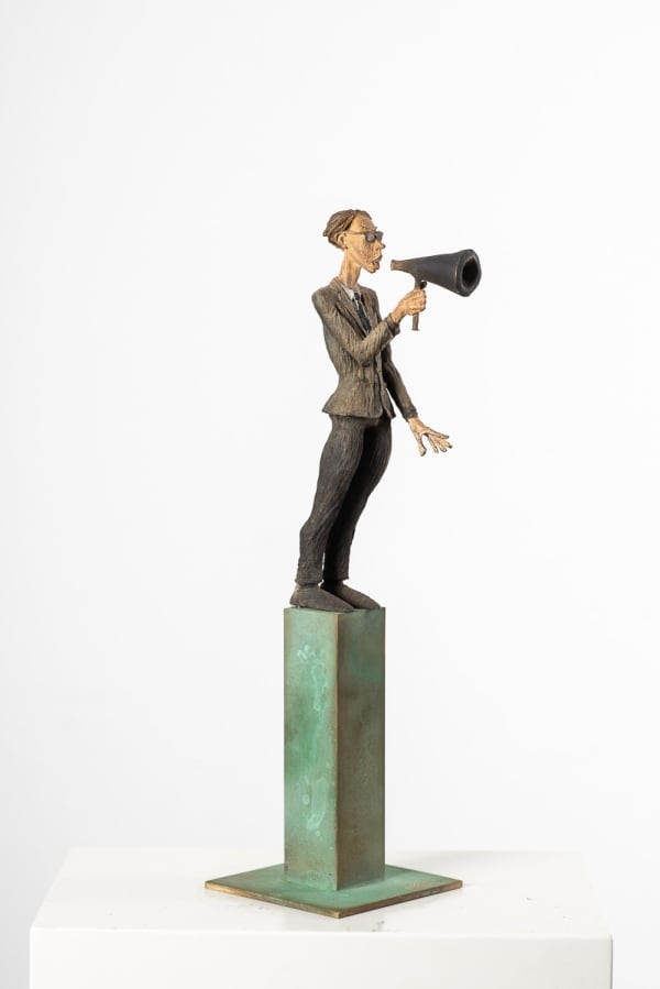 DIRK DE KEYZER, DE KLEINE SPREKER op kort metalen sokkel EA4/4