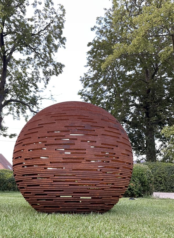 WILLIAM ROOBROUCK, LAYERED SPHERE
