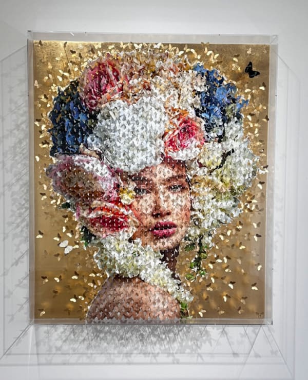 LIS SAM, DAHLIA GOLD