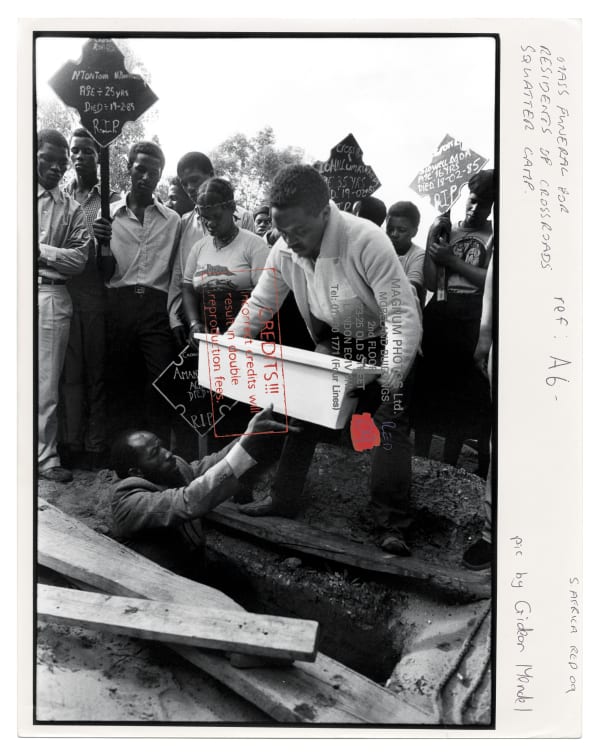 Gideon Mendel, 64 MERGED, 2019