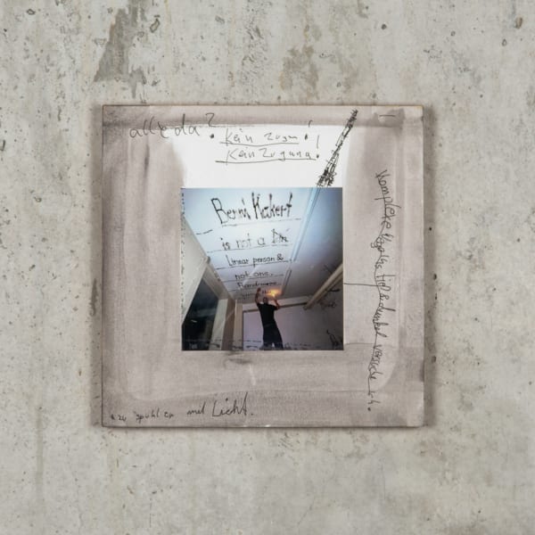 Benni Kakert, Holzkiste, 2023