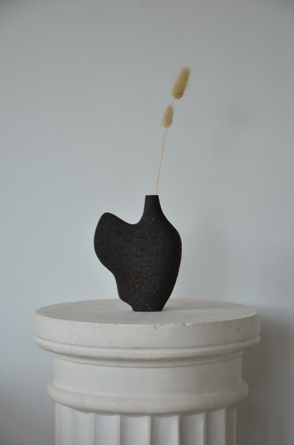 Mini Fingo Vase | Style no. 3 | Black, 2023