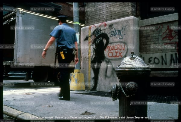 Vera Isler, Shadowman – Richard Hambleton, New York, 1982