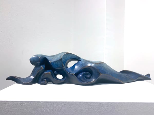 méditerranée, sculpture fille, sculpture femme française, sculpture femme, femme sur vague, femme allongée, sculpture belle femme, sculpture bleue, sculpture bronze, sculpture contemporaine, sculpture figurative, sculpture art, art design, art déco, décoration d'intérieur, décoration salon, décoration de bureau, maison d'art, art theme heyi, galerie d'art de bruxelles