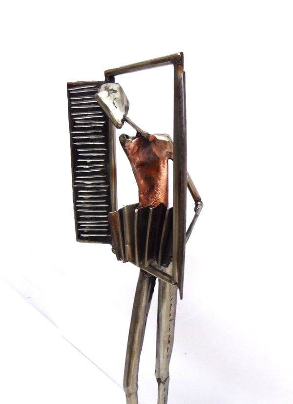 steel sculpture, music, accordioniste, love, joy, person, figurative art, caroline brisset, contemporary art, solitude, covid-19, art thema heyi gallery, brussels