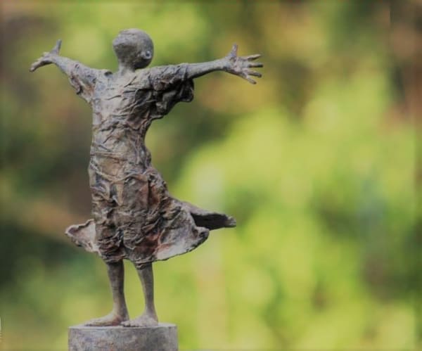 II XV, liven d'haese, scultura in bronzo, scultura bambini, scultura bambino, scultura ragazzo, scultura innocente, scultura della speranza, scultura arte, scultura della natura, scultura d'interni, arte figurativa, scultura figurativa, scultura contemporanea, interior design, arte decorazione, decorazione del salone, tema artistico heyi, galleria d'arte belga, scultura da giardino, scultura da esterno, scultura monumentale