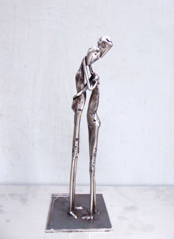 steel sculpture, caroline brisset, contemporary art, closer, art thema, heyi, covid-19