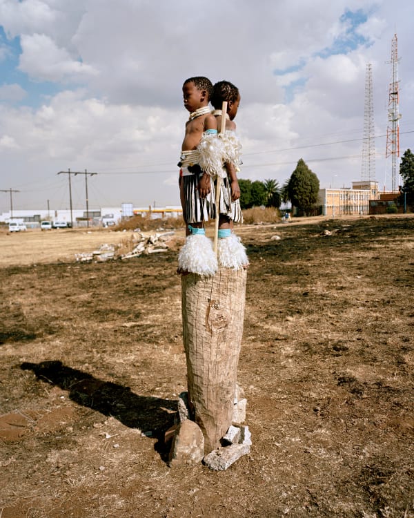 Namsa Leuba, Struggle from the series Zulu Kids , 2014