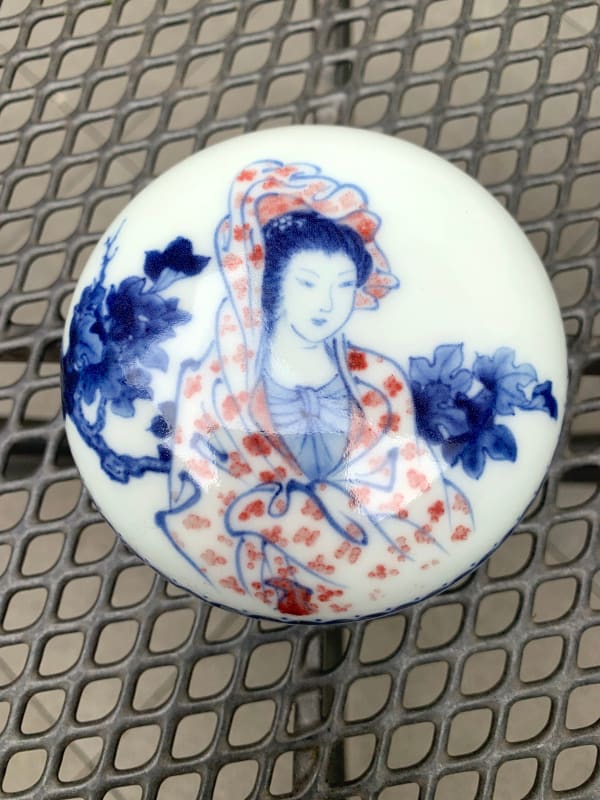 清代青花紅釉具象瓷盒(底款「康熙年製」)蔡晓芳當代陶瓷藝術亞洲陶瓷藝術亞洲瓷器藝術藍瓷花瓶藍瓷花瓶藝術收藏 藝藝畫廊 布魯塞爾美術館