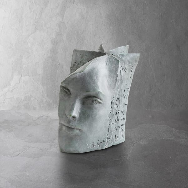 notebook book sculpture paola grizi Italian contemporary sculpture of face and book Art Yi gallery Brussels art gallery