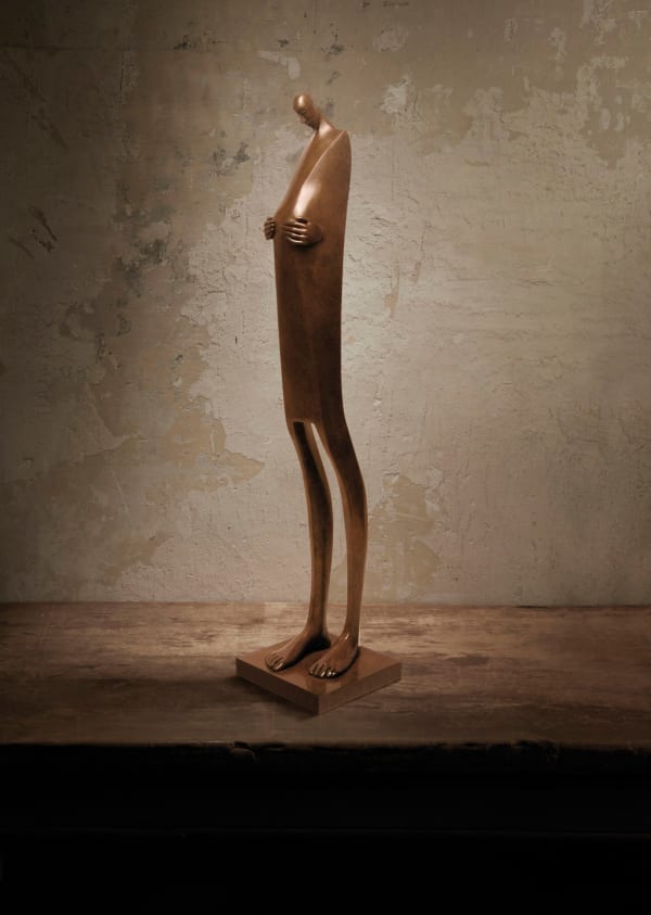 Verrassing zwangere vrouw sculptuur moeder sculptuur hedendaagse sculptuur Isabel Miramontes Art Yi-galerij Kunstgalerij Brussel