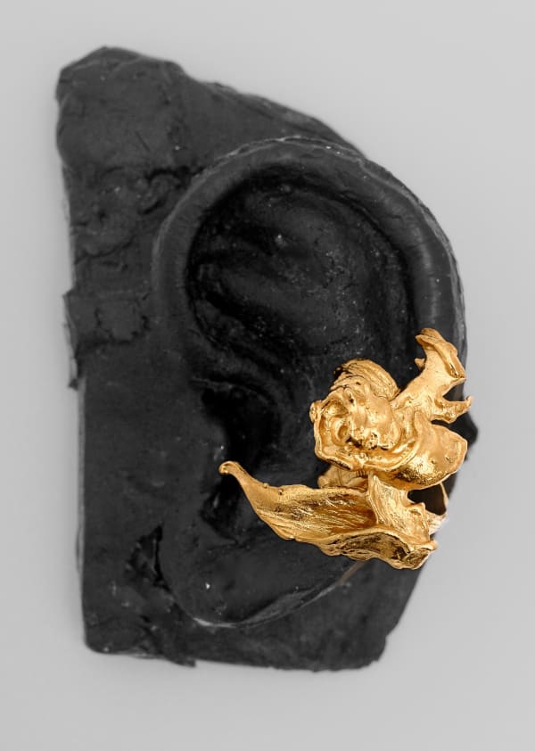 Galuh Anindita, Kailas